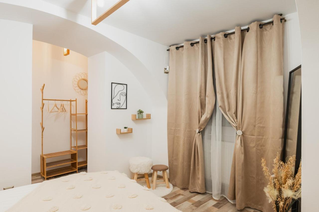 Cozee Studio - In Inima Brasovului 外观 照片